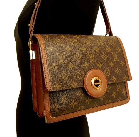 louis vuitton vintage monogram raspail.